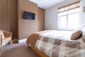 Bedroom- click for photo gallery